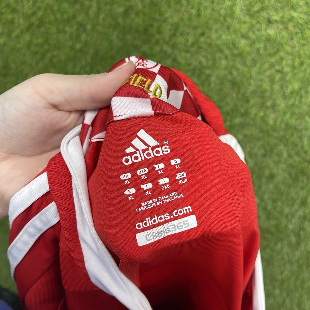 Adidas Authentic Liverpool Soccer Jersey Mens XL 2008/09 Gerrard #8 Red Sports
